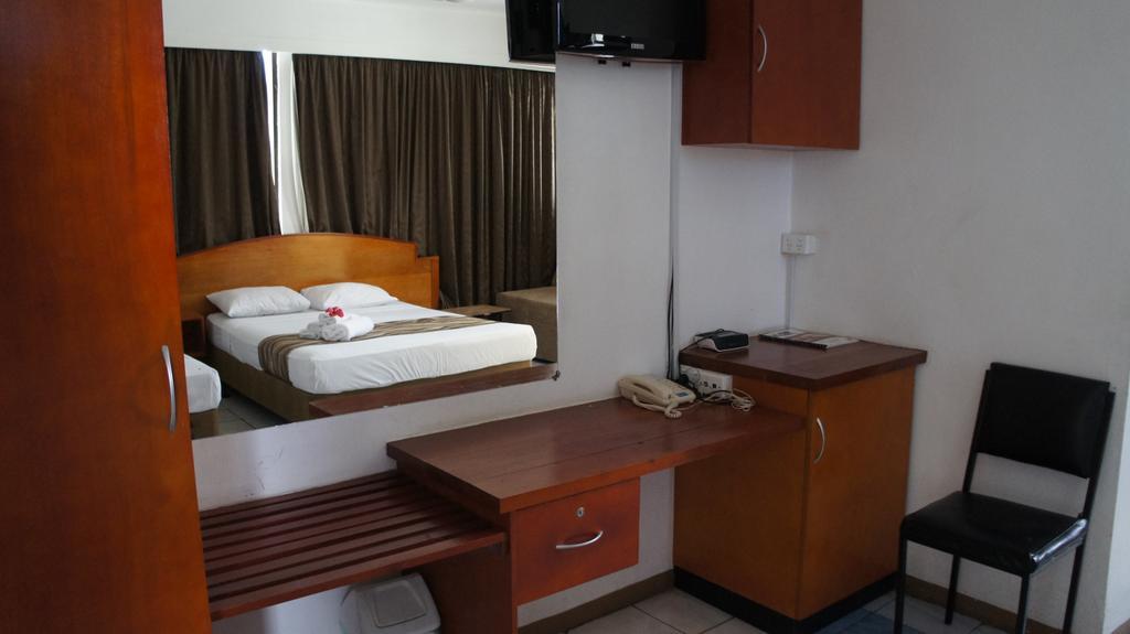 Nadi Downtown Hotel Exterior foto